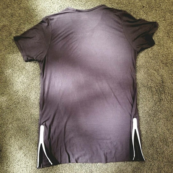 TGTMGl Fited Athletic Zip Tee - Picture 3 of 3